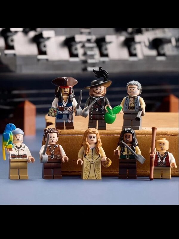 Lego Icons Pirates of the Caribbean The Black Pearl - Image 3