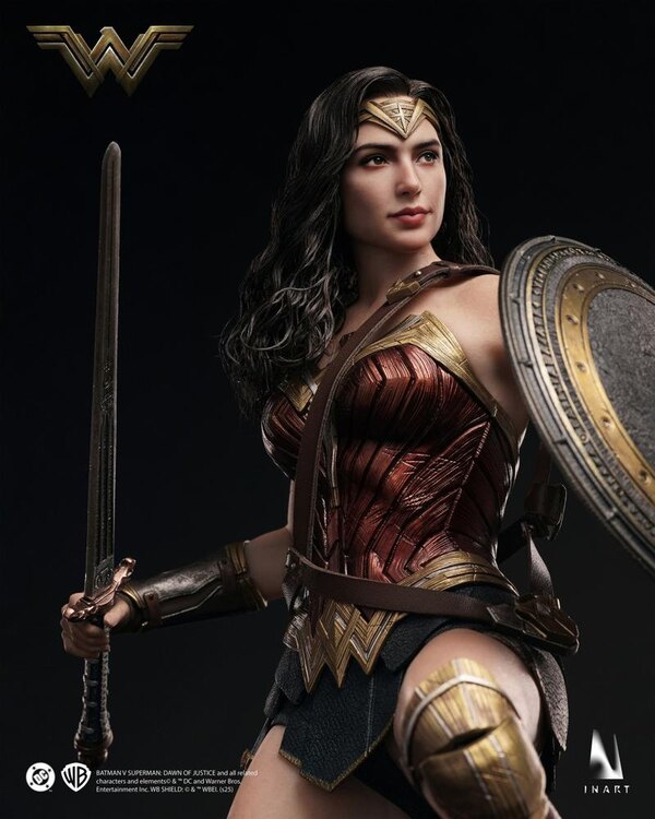 Wonder Woman 1/6 scale collectible figure from INART