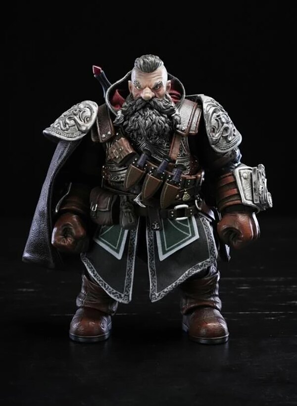 Dwarf Assassin Verdred Anvil 1/12 Scale Action Figure