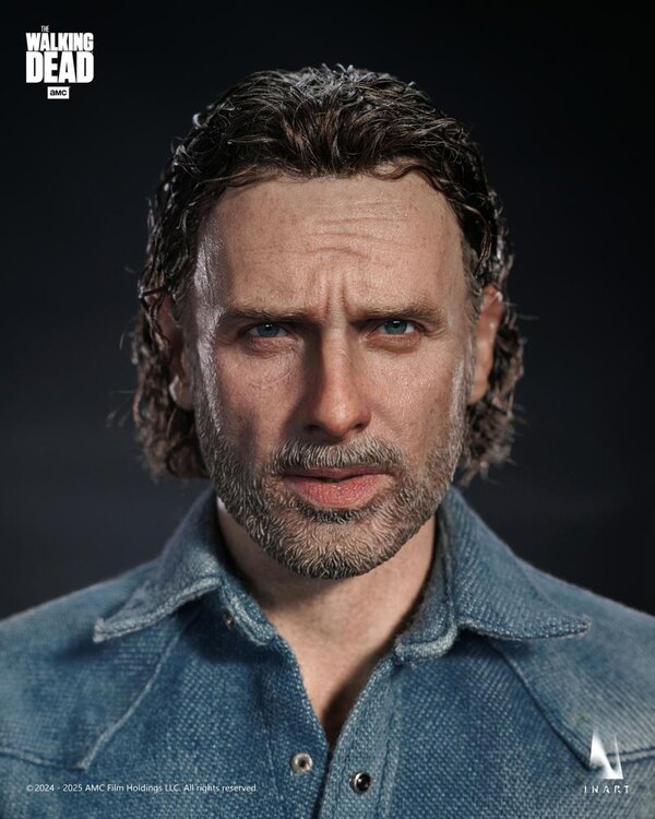 Rick Grimes Collectible Figure 1