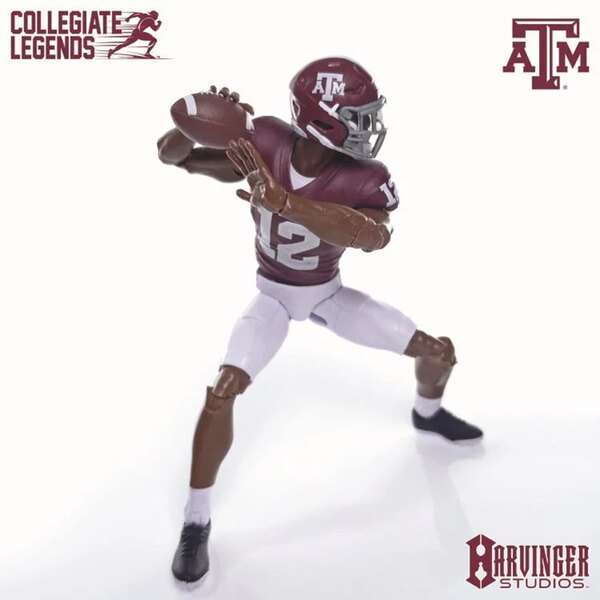 Collegiate Legends Figure 17