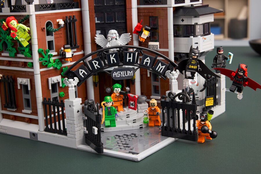 LEGO DC Batman collectible