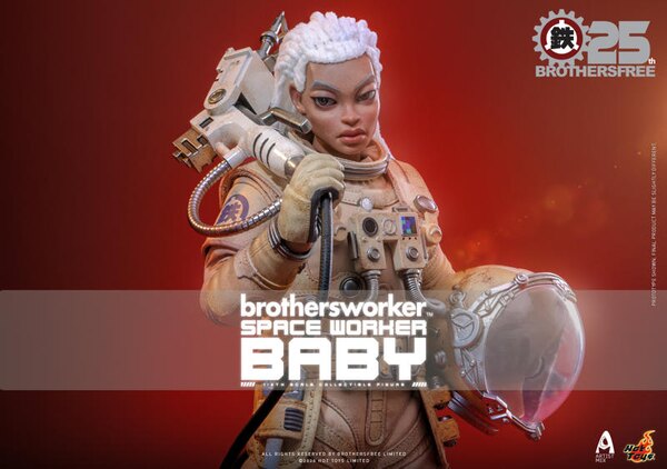 Hot Toys x Brothersfree - Space Worker Baby (Brothersfree 25th Version) 1/6th Scale Collectible Figure