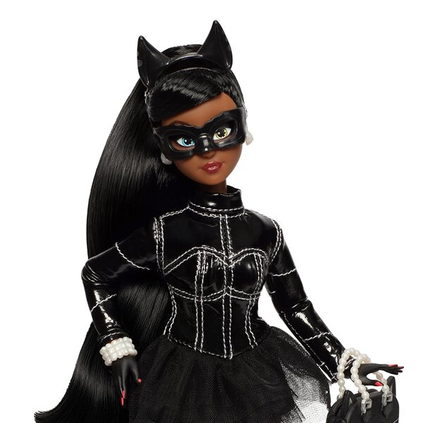Jakks Pacific Catwoman Fashion Doll Image 4