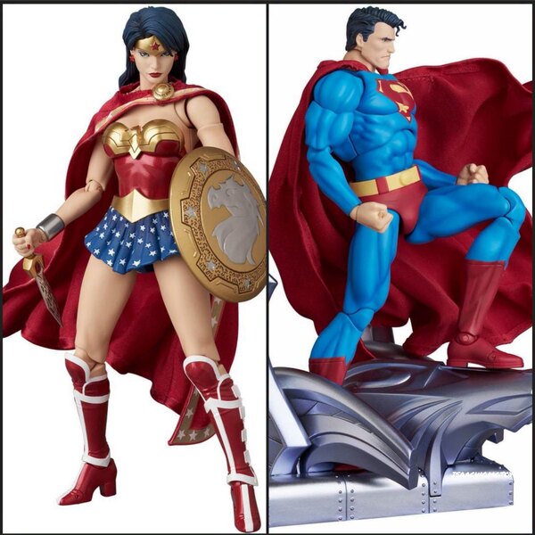 Medicom MAFEX Wonder Woman and Hush Superman 1.5 official figure image 1