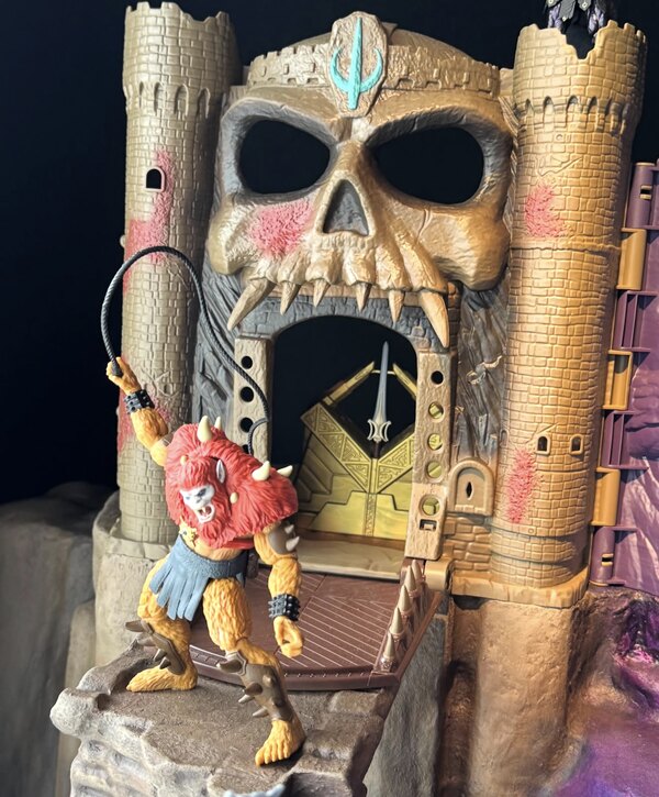 Details from the Masters Of The Universe Combo Playset
